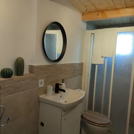 Monica Apartment *